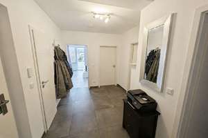 Modernisierte 3-Zimmer-Wohnung mit Balkon in citynaher Lage - bezugsfrei ab 10/2026