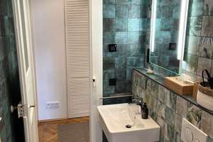 Altbaucharme trifft Handwerkskunst – Möblierte Traumwohnung in Haidhausen – Rablstraße 48, 81669 Haidhausen Süd, München – Vorschaubild 4