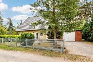 Familienglück mit Pool und großem Garten – naturnah & energieeffizient wohnen – Die vollständige Adresse der Immobilie erhältst du vom Anbieter., 14822 Borkheide – Vorschaubild 3