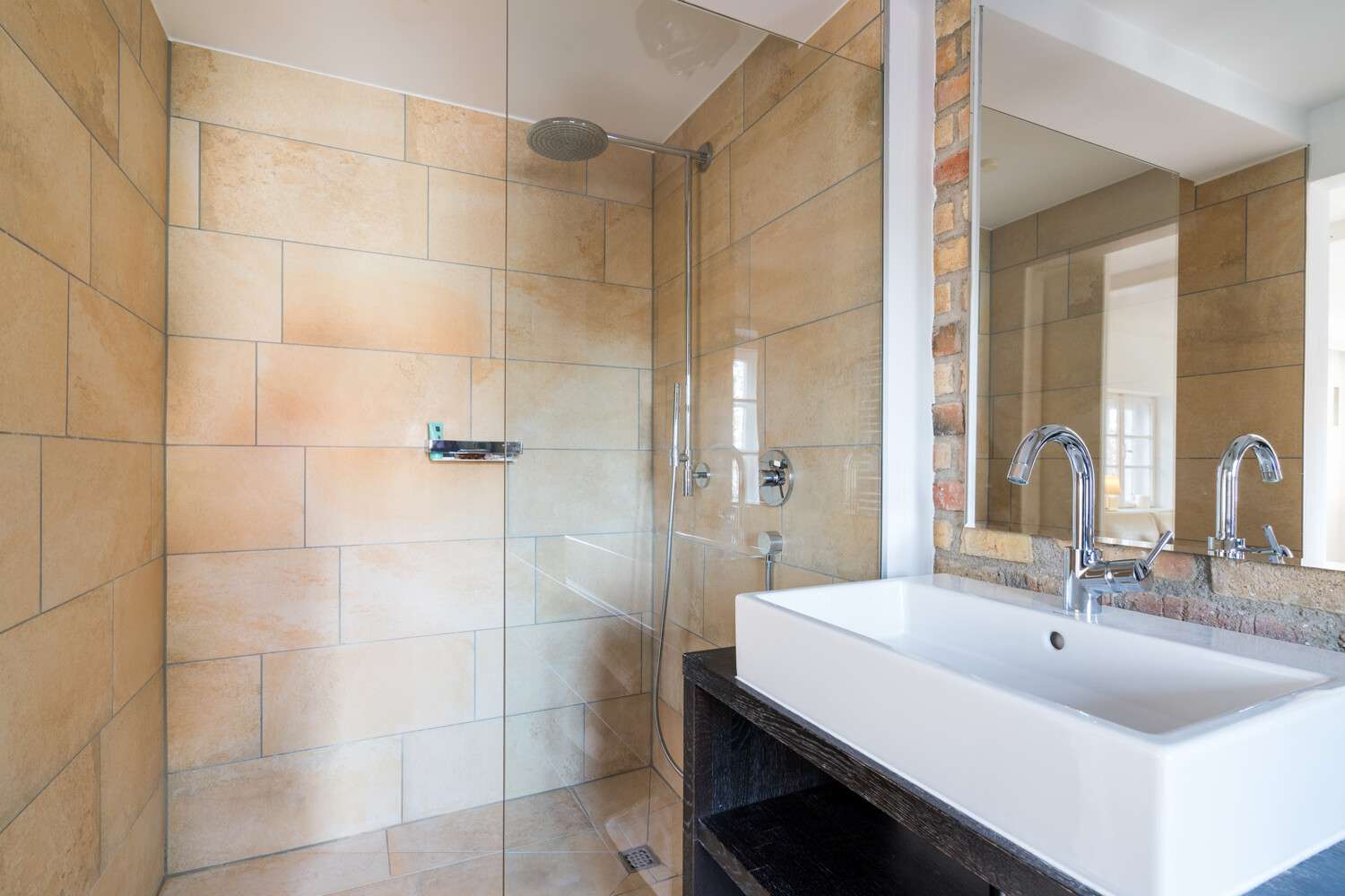 Immobilie in Utting am Ammersee - Historische Villa im neuen Glanz – Zwei Einheiten, eine besondere Gelegenheit - Bild 1