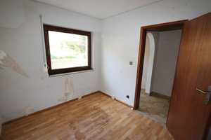 + Kaarst + Bungalow + Bj. 1972 + ca. 168 m² Wohnfläche + ca. 381 m² Grundstück + Garage + – Neuss (Rhein-Kreis) – Vorschaubild 17