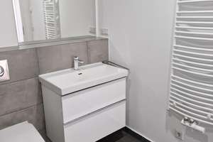 Property thumbnail 9