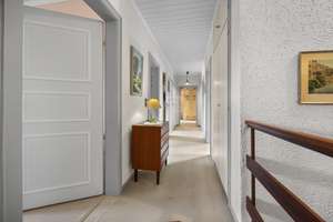 Flachdach-Einfamilienhaus (Split-Level) mit vermieteter Gewerbeeinheit in Schortens-Grafschaft – Die vollständige Adresse der Immobilie erhältst du vom Anbieter., 26419 Schortens – Vorschaubild 8