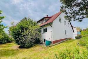 Imposantes Zweifamilienhaus mit Fernblick und weitläufigem Garten – Jägersberg 20, 91480 Neustadt a.d. Aisch-Bad Windsheim (Kreis) – Vorschaubild 1