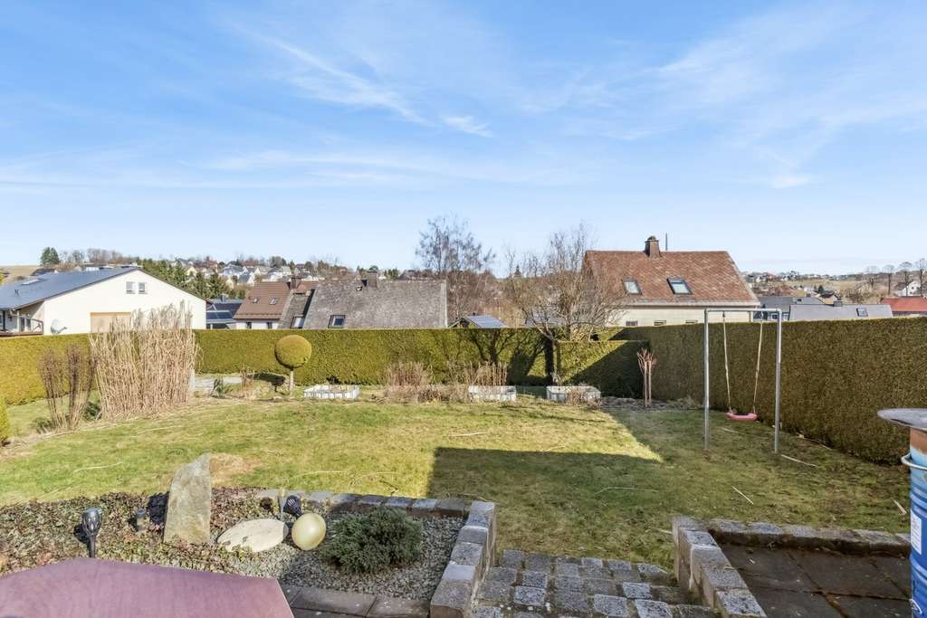 Immobilie in Stammbach - Saniertes Einfamilienhaus mit Einliegerwohnung - Bild 3