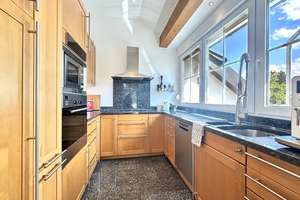 DAS GESAMTE DACHGESCHOSS  – Ruhige Lage im Märchenviertel mit Dachterrasse & zwei Balkonen – Die vollständige Adresse der Immobilie erhältst du vom Anbieter., 81739 Waldperlach, München – Vorschaubild 10