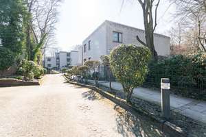 Komfortable 3-Zimmer-Terrassenwohnung in sehr gepflegter Wohnanlage mit Blick auf den Saseler Park – Die vollständige Adresse der Immobilie erhältst du vom Anbieter., 22393 Sasel, Hamburg – Vorschaubild 3