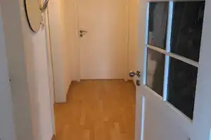 Attraktive 3-Zimmer-Dachgeschosswohnung mit Einbauküche in Ulm – Zeitblomstraße 17/1, 89073 Ulm – Vorschaubild 1
