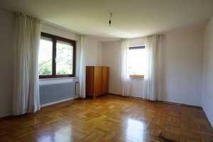 Geräumiges Einfamilienhaus mit großem Garten und Garage in schöner Wohnlage – Reutlingen (Kreis) – Vorschaubild 8