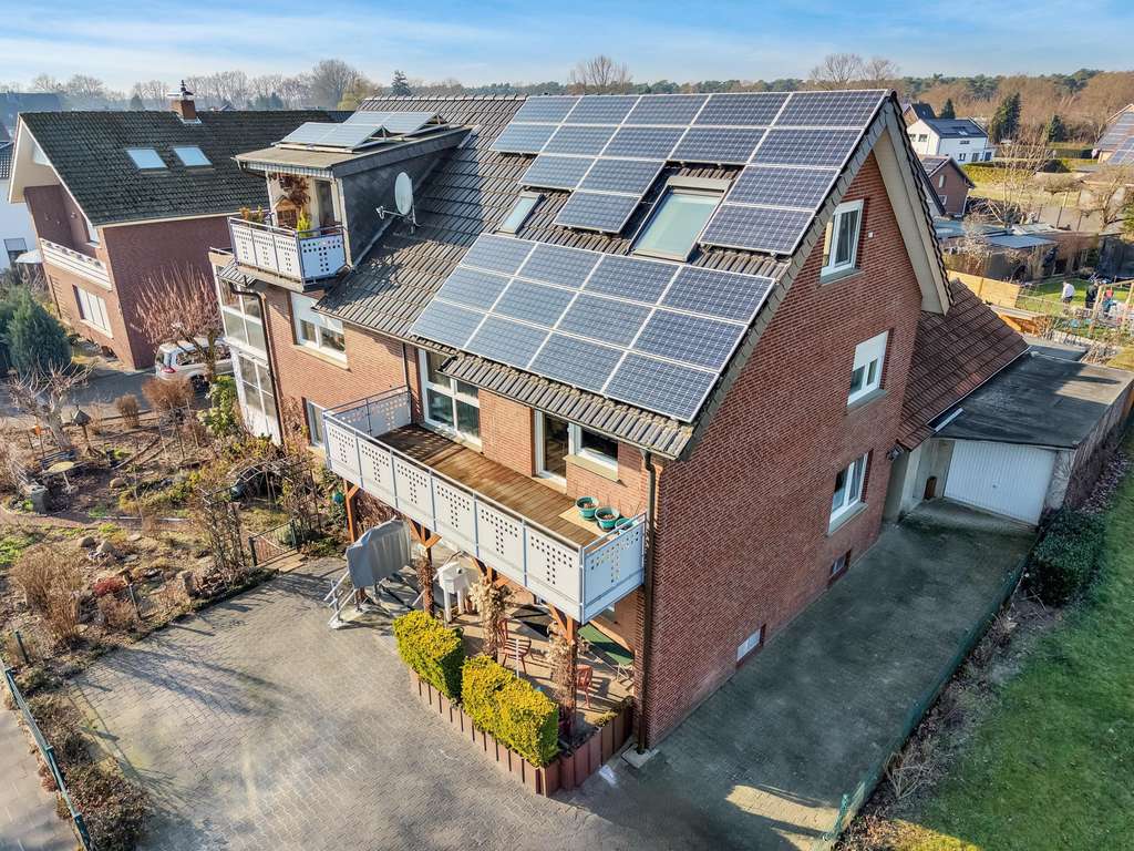 Immobilie in Verl - Charmante 3-Zimmer Erdgeschosswohnung mit eigenem Garten, Wintergarten, Terrasse und Garage - Bild 2