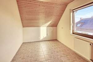 Großzügiges Raumwunder mit sieben Zimmern und Garten - freistehendes Einfamilienhaus in Altenrath – Die vollständige Adresse der Immobilie erhältst du vom Anbieter., 53842 Troisdorf – Vorschaubild 16