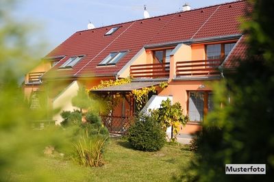 Ihr neues Zuhause - Reihenendhaus nebst Terrasse und Garage