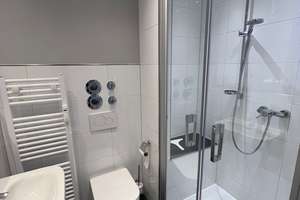 Exklusives vollmöbliertes Appartement in Schwabing – Theo-Prosel-Weg 1, 80797 Schwere-Reiter-Straße, München – Vorschaubild 6