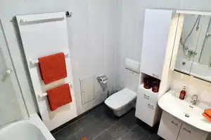 Property thumbnail 8