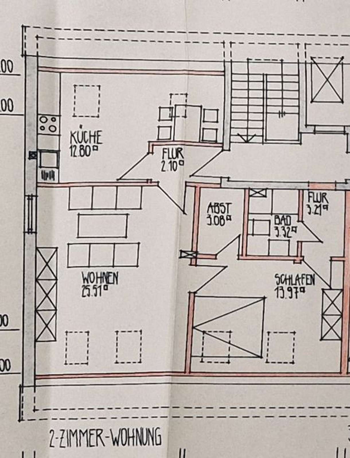 Attraktive 2-Zimmer-DG-Wohnung mit neu saniertem Duschbad und Außenstellplatz
