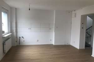 Modernisierte 2-Zimmer-Wohnung in Bockenheim – 60487 Bockenheim, Frankfurt am Main – Vorschaubild 2