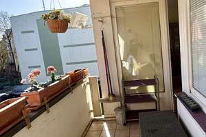 RESERVIERT - Helle 3-Zimmer-Wohnung mit Loggia, Aufzug und zwei Stellplätzen in Berlin-Steglitz – Die vollständige Adresse der Immobilie erhältst du vom Anbieter., 12163 Steglitz, Berlin – Vorschaubild 8