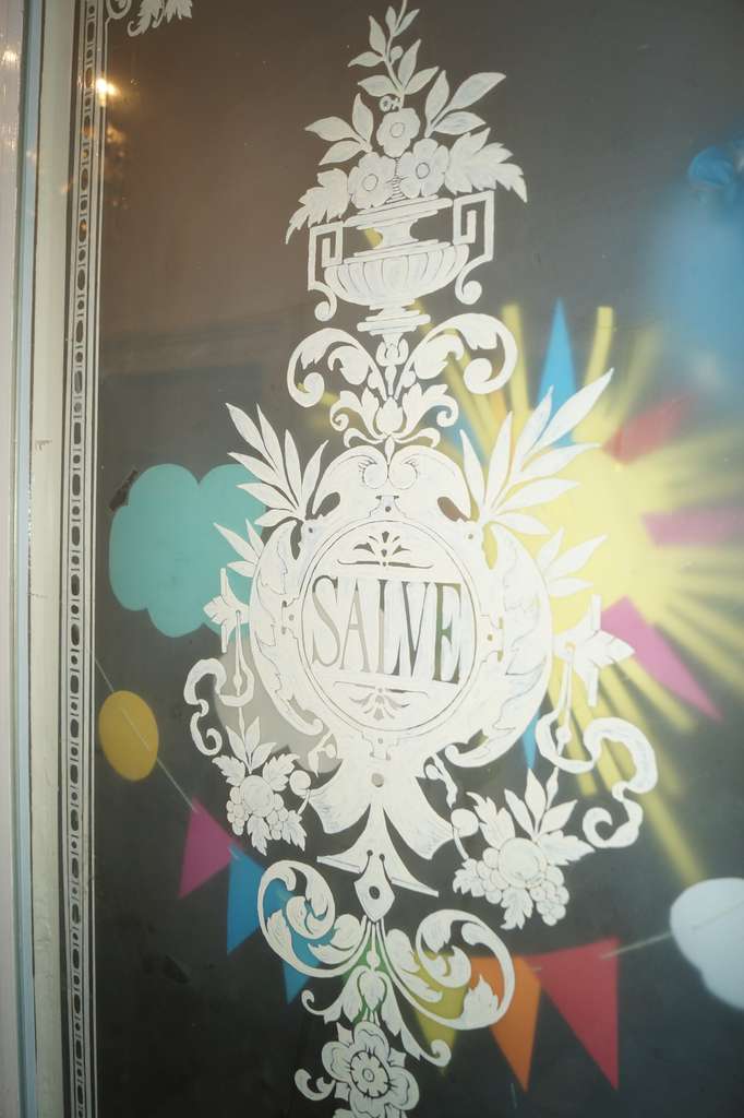 Elegante 5-Zimmer Wohnung mit Balkon in Heidelbergs Weststadt