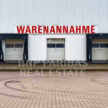 Hochwertige Lager/Produktionsfläche in Freising