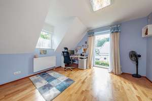 Sasel: Einfamilienhaus mit 5 Zimmern, Garten & Carport – Die vollständige Adresse der Immobilie erhältst du vom Anbieter., 22393 Sasel, Hamburg – Vorschaubild 7