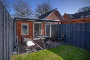 Modernisiertes Zweifamilienhaus mit ausgebauter Garage – Die vollständige Adresse der Immobilie erhältst du vom Anbieter., 26506 Norden – Vorschaubild 7