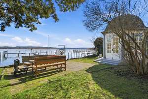 Reihenmittelhaus in Berlin-Kladow mit Garten, separatem Wassergrundstück & Bootssteg