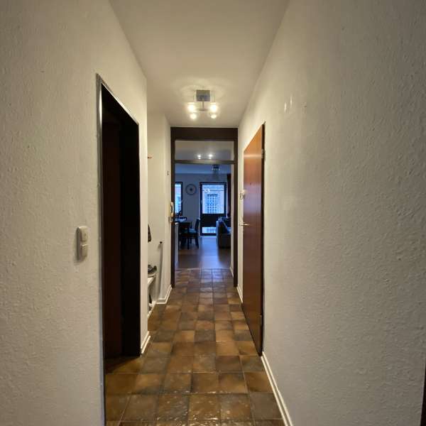 *** charismatische 2-Zimmer-Wohnung - mit gemütlichem Balkon - in guter Lage im Pontviertel***