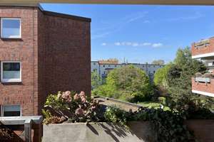 Leben und Wohnen mit Chrakter in "Klein- Paris" an der Elbe, 3-Zimmer Wohnung in Ottensen