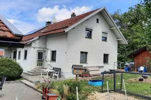 Bei Thyrnau - Zweifamilienhaus mit 10 KW PV-Anlage für nur € 365.000,-- – Die vollständige Adresse der Immobilie erhältst du vom Anbieter., 94136 Thyrnau – Vorschaubild 25