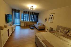 Geschmackvolle, vollst. renovierte 1-Raum-Wohnung mit geh. Innenausstattung mit Balkon und EBK – Timmersfeld 25, 42899 Remscheid – Vorschaubild 3