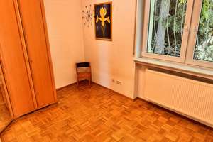 RUHIG GELEGENES ARCHITEKTENHAUS MIT PULTDACH INMITTEN VON BÄUMEN - AUCH FÜR DIE GROSSE FAMILIE – Die vollständige Adresse der Immobilie erhältst du vom Anbieter., 65307 Bad Schwalbach – Vorschaubild 39