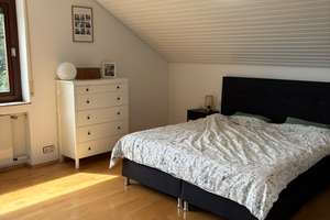 Schöne 4-Zimmer-DG-Wohnung in Nürtingens bester Wohnlage – Die vollständige Adresse der Immobilie erhältst du vom Anbieter., 72622 Nürtingen – Vorschaubild 5