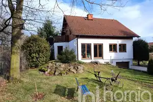 ***Landsitz vom Feinsten mit riesiger Scheune und Platz für die ganze Familie*** – Bautzen (Kreis) – Vorschaubild 1