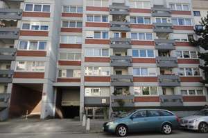 Exklusive, sanierte 1,5-Zimmer-Wohnung mit Einbauküche in Augsburg