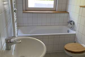 Altbauwohnung in zentraler Lage über den Dächern Kiels mit großer Doppelgarage – Wilhelminenstraße 18, 24103 Damperhof, Kiel – Vorschaubild 8