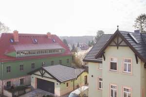 +++ Traumhafte Maisonettewohnung im Landhausstil mit Balkon, Parkett und Kamin +++ – Die vollständige Adresse der Immobilie erhältst du vom Anbieter., 1465 Langebrück, Dresden – Vorschaubild 9