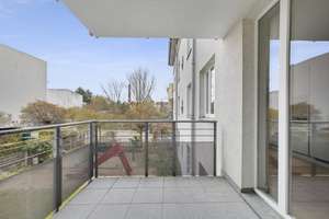 Attraktive 2-Zimmer Wohnung I Balkon I Aufzug I Küche I frisch saniert I sofort verfügbar – Idastraße 12, 13156 Niederschönhausen, Berlin – Vorschaubild 5