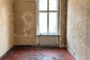Bezugsfreier 2-Zimmer-Altbauklassiker unweit des Lietzenseeparks - Gestalten Sie Ihr Traumzuhause. – Sophie-Charlotten-Straße 46a, 14059 Charlottenburg, Berlin – Vorschaubild 2
