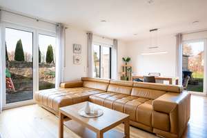 Modernes Haus mit Wärmepume u. Photovoltaikanlage – Altomünsterstraße 10a, 85229 Markt Indersdorf – Vorschaubild 1