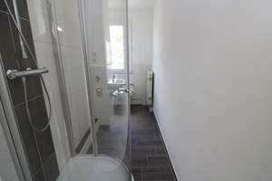Top die Dusche gilt…moderne 2-RW mit Dusche!!! – Karl-Günzel-Straße 27, 9599 Freiberg – Vorschaubild 1