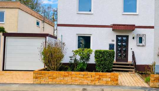 Bild von Charmantes Reihenhaus mit Garage in Wiesbaden-Auringen