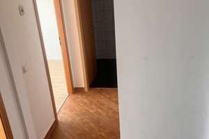 Gepflegte 3-Zimmer-Wohnung im 8. OG mit Balkon in Markt Schwaben – Enzensbergerstraße 22, 85570 Markt Schwaben – Vorschaubild 1