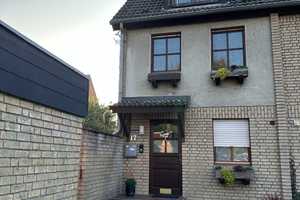 Charmantes Reihenendhaus in Bestlage im Vluyner Norden mit Garten und Garage – Spitzweggasse 17, 47506 Wesel (Kreis) – Vorschaubild 1