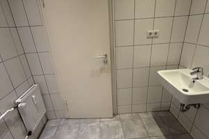 Familienwohnung mit 2 Bädern und 2 Balkonen direkt im Zentrum – Wallstraße 17, 1067 Innere Altstadt, Dresden – Vorschaubild 24