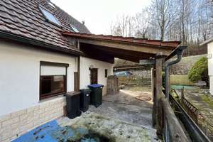 In schöner Ortsrand-/ Aussichtslage: Gepfl. EFH, u. a. mit Wintergarten, Kaminofen, Fußbodenheizung – Alte Weinstraße 33, 98554 Benshausen – Vorschaubild 92