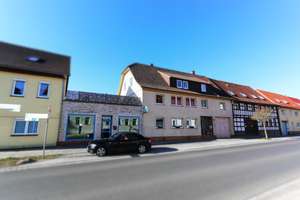 Wohnhaus mit Halle und  Ladengeschäft in zentraler Lage von Bad Rodach!!! – Die vollständige Adresse der Immobilie erhältst du vom Anbieter., 96476 Bad Rodach – Vorschaubild 2