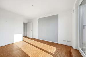 Lichtdurchflutete DG-Maisonette mit Terrasse, Balkon und TG-Platz in ruhiger Lage – Die vollständige Adresse der Immobilie erhältst du vom Anbieter., 13156 Niederschönhausen, Berlin – Vorschaubild 15