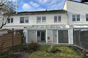 Schickes Reihenmittelhaus mit großzügigem Garten 
in Nidderau-Heldenbergen – Die vollständige Adresse der Immobilie erhältst du vom Anbieter., 61130 Nidderau – Vorschaubild 15