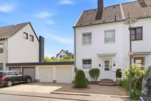 Sonnenverwöhnte Doppelhaushälfte auf Südgrundstück – Die vollständige Adresse der Immobilie erhältst du vom Anbieter., 51109 Merheim, Köln – Vorschaubild 3