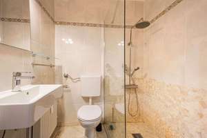 Modernisiert & lichtdurchflutet – Komfortable 2-Zimmer-Wohnung mit Balkon und Lift – Die vollständige Adresse der Immobilie erhältst du vom Anbieter., 13435 Wittenau, Berlin – Vorschaubild 4